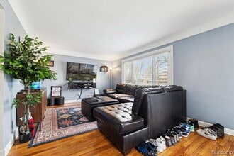 452 Sunningdale Dr in Inkster, MI - Building Photo - Building Photo