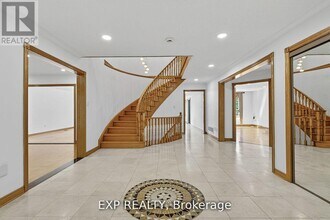 315 Stephanie Blvd in Vaughan, ON - Building Photo - Building Photo