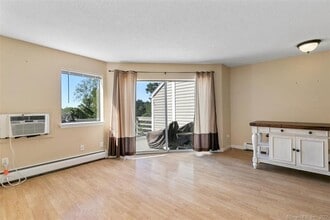 675 Townsend Ave in New Haven, CT - Building Photo - Building Photo