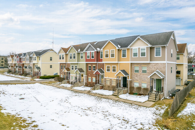 Midtown Heights in Des Moines, IA - Building Photo - Building Photo