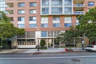 800 Jackson St in Hoboken, NJ - Building Photo - Building Photo