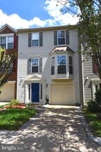 21786 Mornington Cresent Terrace in Sterling, VA - Building Photo - Building Photo