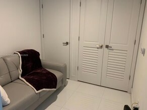 1080 Brickell Ave, Unit 3303 in Miami, FL - Building Photo - Building Photo