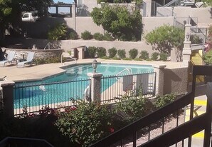 1720 E Thunderbird Rd, Unit 2093 in Phoenix, AZ - Building Photo