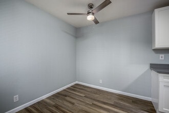 Midtown Breeze in Sacramento, CA - Building Photo - Interior Photo
