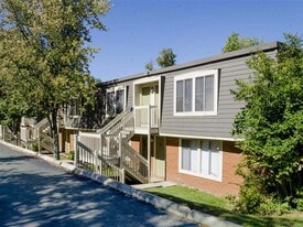 Life at Lexington in Lexington, KY - Building Photo