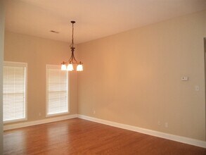 1061 Saint Johns Dr in Maryville, TN - Building Photo - Building Photo