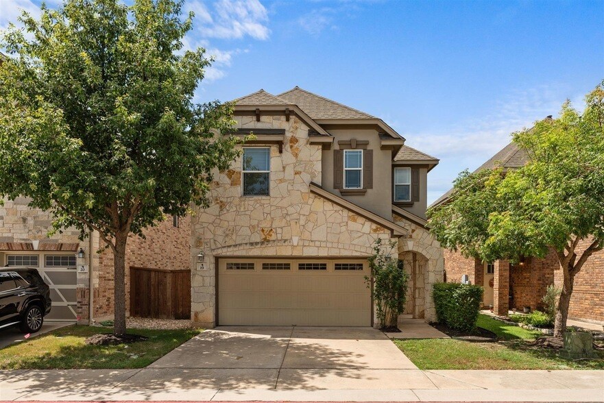 404 Buttercup Creek Blvd, Unit 19 in Cedar Park, TX - Foto de edificio