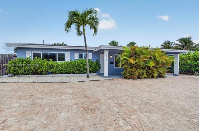 property at 2909 NW 9th Ave
