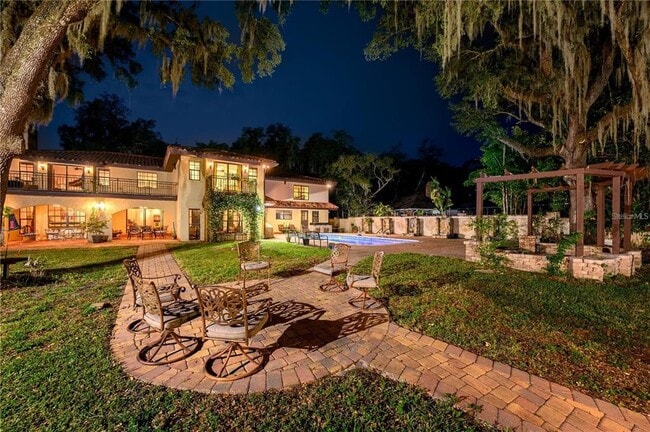 12103 Brightwater Blvd in Tampa, FL - Building Photo - Building Photo