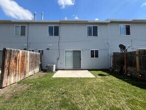 231 E Crestone Ave in Salt Lake City, UT - Building Photo - Building Photo