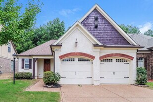 6832 Lagrange Grove Dr in Cordova, TN - Building Photo