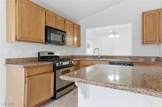 6670 Cinnabar Coast Ln in North Las Vegas, NV - Building Photo - Building Photo