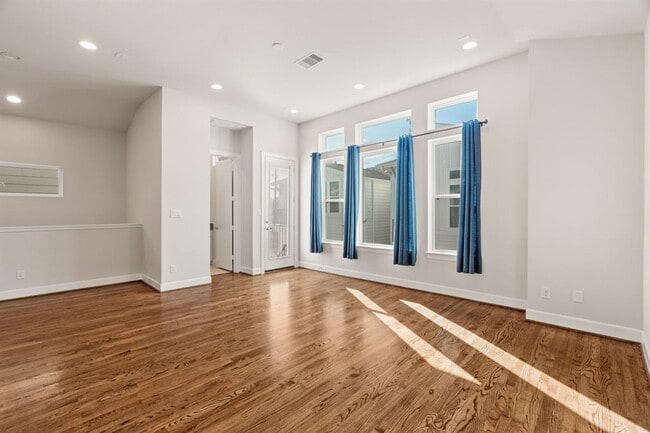 508 W Donovan St in Houston, TX - Building Photo - Building Photo