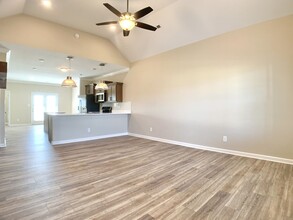 432 Ayden Ln in Clarksville, TN - Building Photo - Building Photo