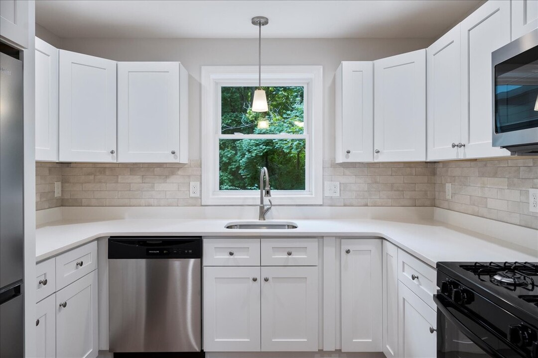 66 N Main St in Westford, MA - Foto de edificio