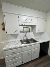 1702 Kirk Ave-Unit -104 in Killeen, TX - Building Photo - Building Photo