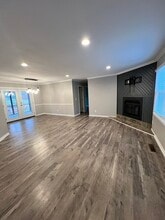 105 Kestrel Ct in Taylors, SC - Foto de edificio - Building Photo