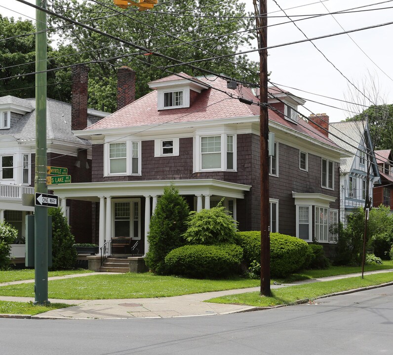 119 S Lake Ave in Albany, NY - Building Photo