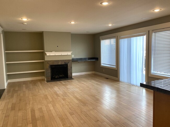 104 Vineyard Ln in Chelan, WA - Building Photo - Building Photo