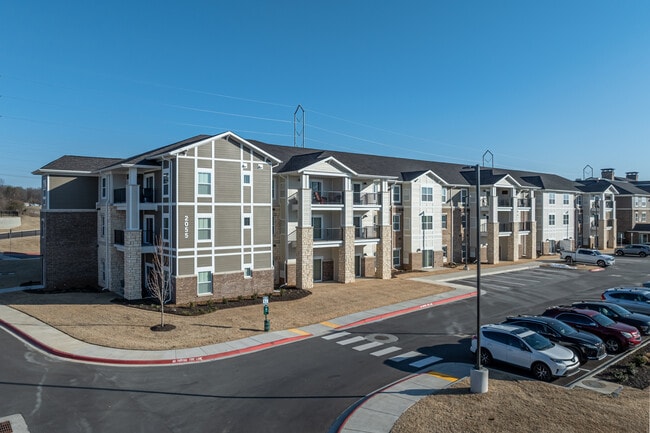 Pinnacle Springs Retirement Resort in Rogers, AR - Building Photo - Building Photo