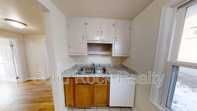 2437 E St Vrain St in Colorado Springs, CO - Building Photo - Building Photo