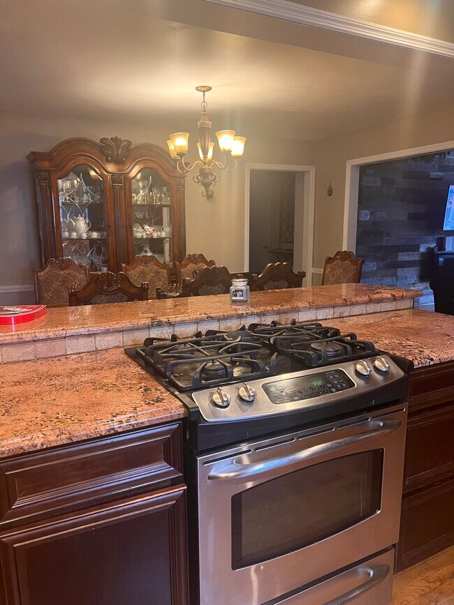 2272 Vauxhall Rd Rentals in Union, NJ