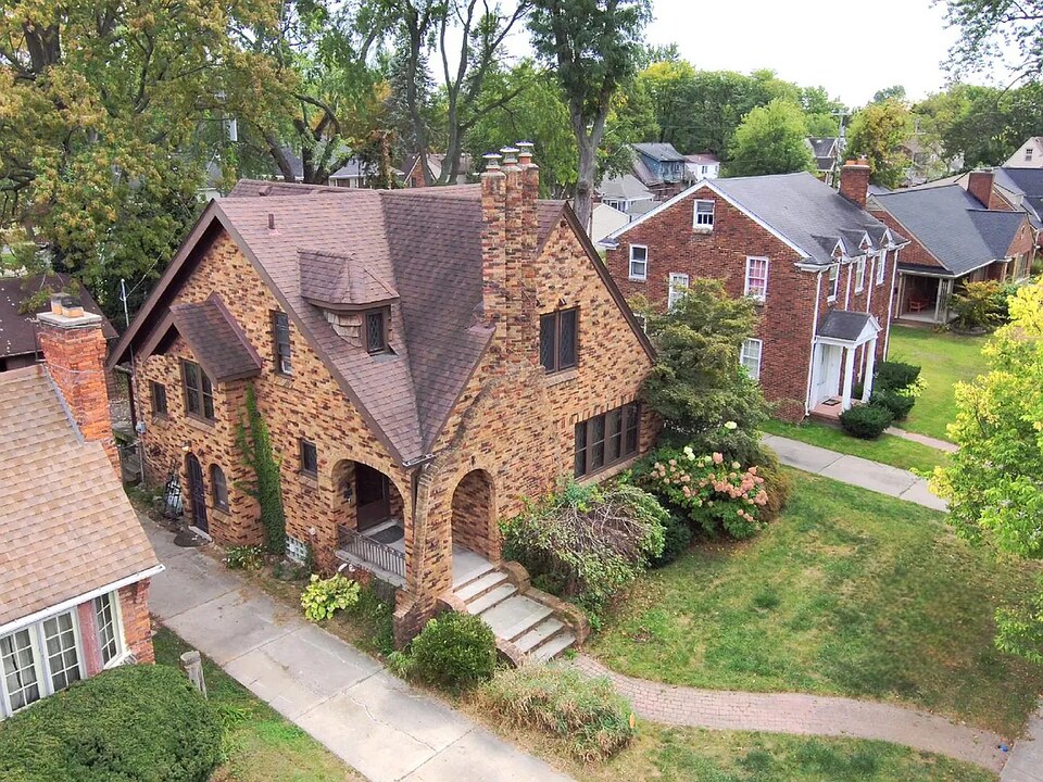 15466 Artesian St in Detroit, MI - Building Photo