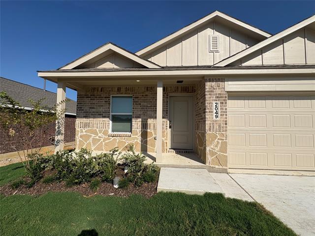 2049 Derby Ln in Aubrey, TX - Building Photo - Building Photo