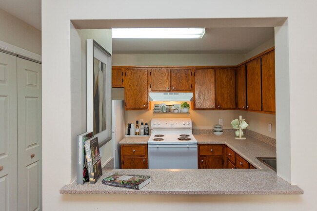 Southwood Apartments in Nashville, TN - Building Photo - Building Photo