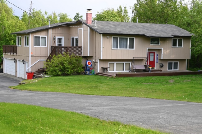 property at 5450 E Alder Dr