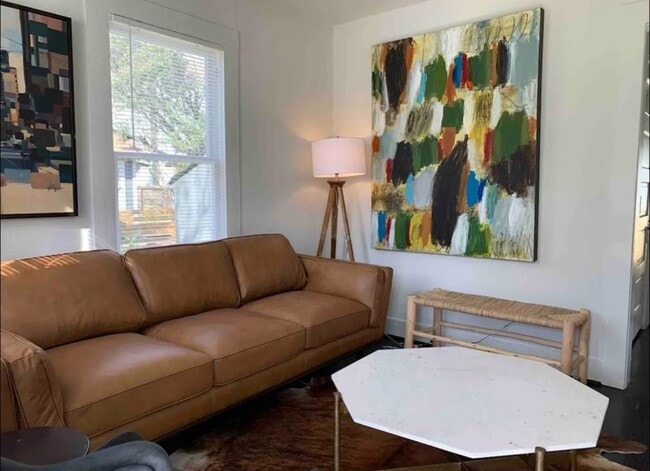 property at 1103 W 18th St