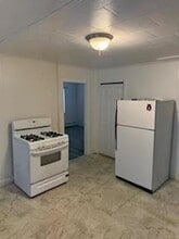 976 Chalkstone Ave in Providence, RI - Building Photo - Building Photo