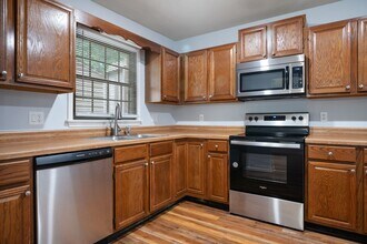169 Franklin Parke Ct SW in Christiansburg, VA - Building Photo - Building Photo