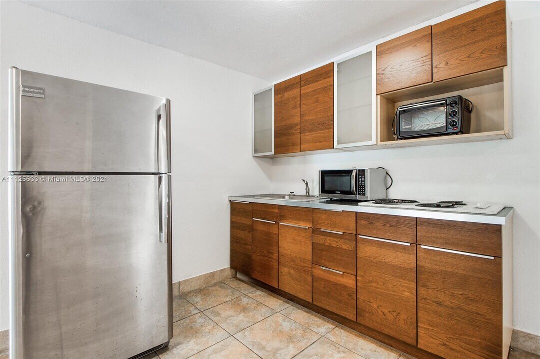 38 NE 50th Terrace-Unit -A in Miami, FL - Building Photo