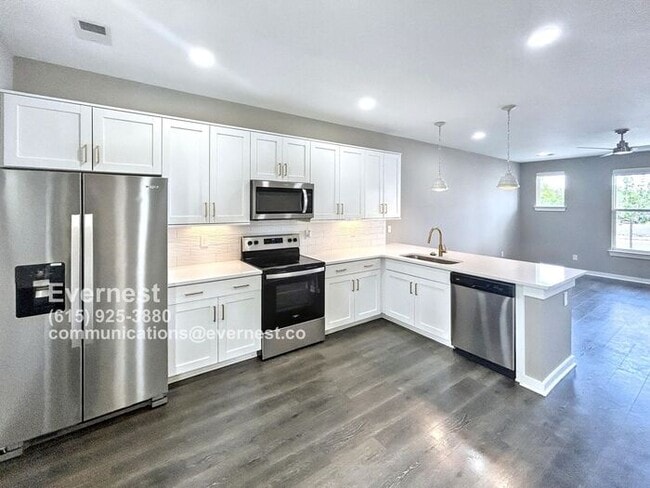 611 Mason Ward Pl in Lebanon, TN - Building Photo - Building Photo