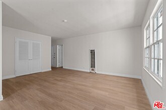 148 S McCarty Dr in Beverly Hills, CA - Building Photo - Building Photo