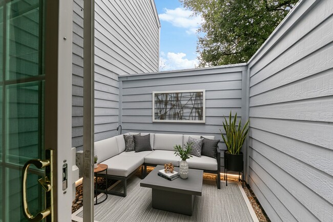 701 Rosedale St in Houston, TX - Building Photo - Building Photo