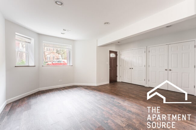 2765 W Francis Pl, Unit Garden in Chicago, IL - Building Photo - Building Photo