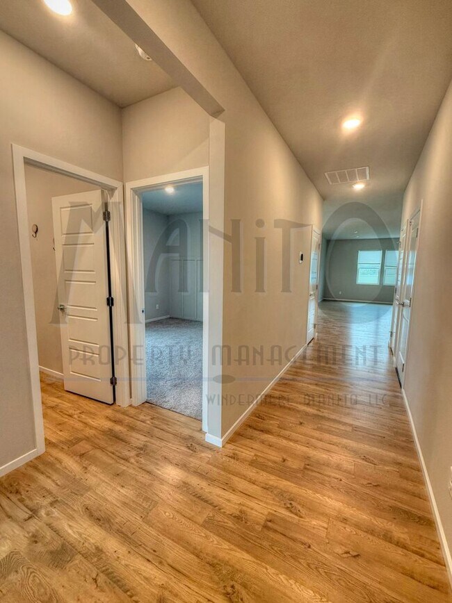 8403 W Red St in Cheney, WA - Building Photo - Building Photo