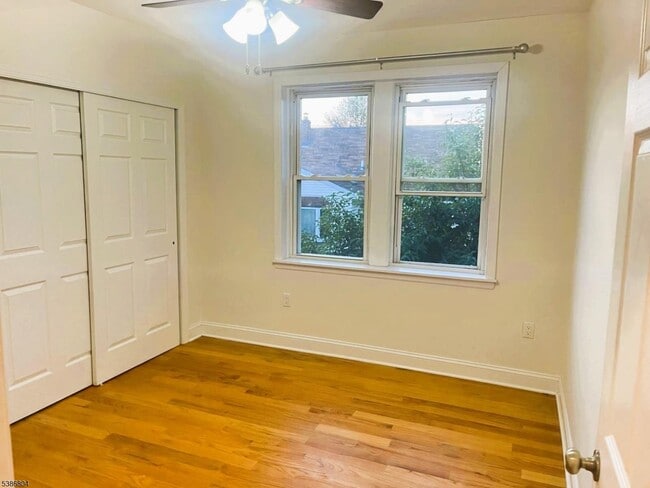 10 Morton Pl in North Arlington, NJ - Building Photo - Building Photo