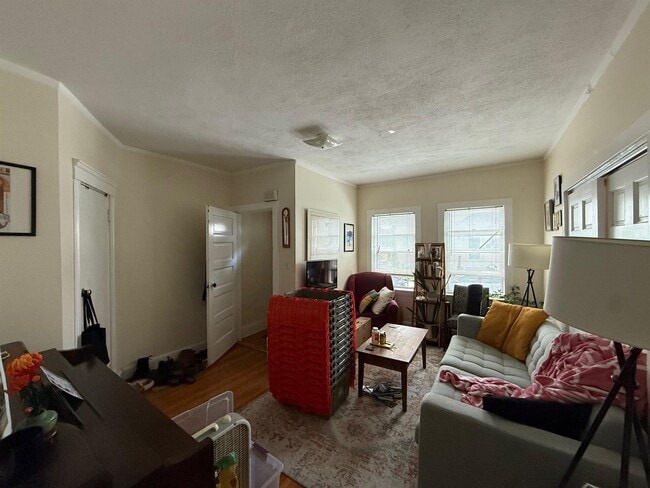 25 Knapp St, Unit 1