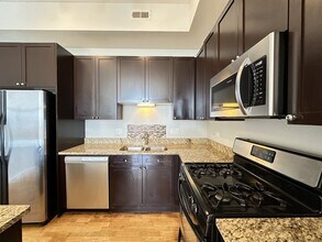 1464 S Michigan Ave, Unit 4002 in Chicago, IL - Foto de edificio - Building Photo