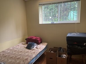 4849 Harken Dr in Burnaby, BC - Building Photo - Building Photo