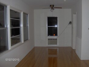 606 N Kenilworth Ave in Glendale, CA - Foto de edificio - Building Photo