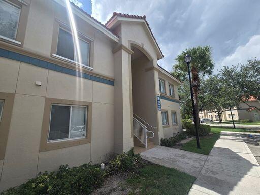 property at 1161 Golden Lakes Blvd