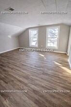 416 East Ave in Elyria, OH - Foto de edificio - Building Photo