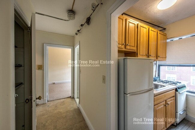 1200 Massachusetts Ave in Cambridge, MA - Building Photo - Building Photo