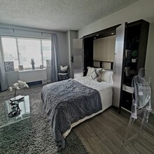 710 Peachtree St NE in Atlanta, GA - Building Photo - Building Photo