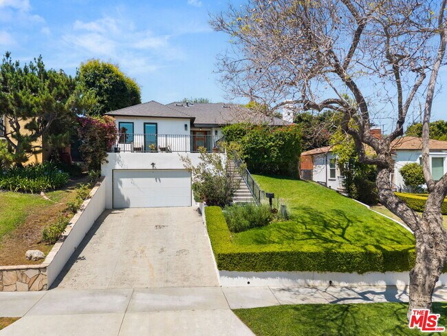 1839 Preuss Rd in Los Angeles, CA - Building Photo - Building Photo